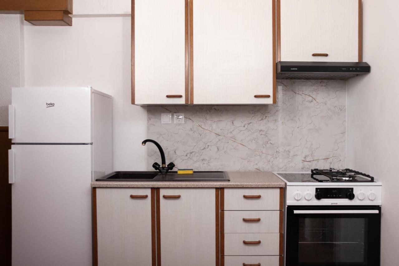 Apartma-Studio Ajdna Zirovnica Eksteriør bilde